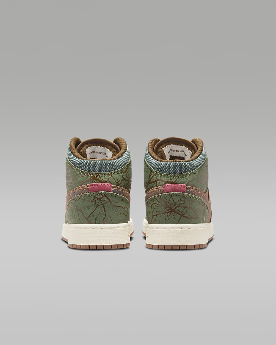 Air Jordan 1 Mid Sneaker School Older Kids Shoes. Nike ID